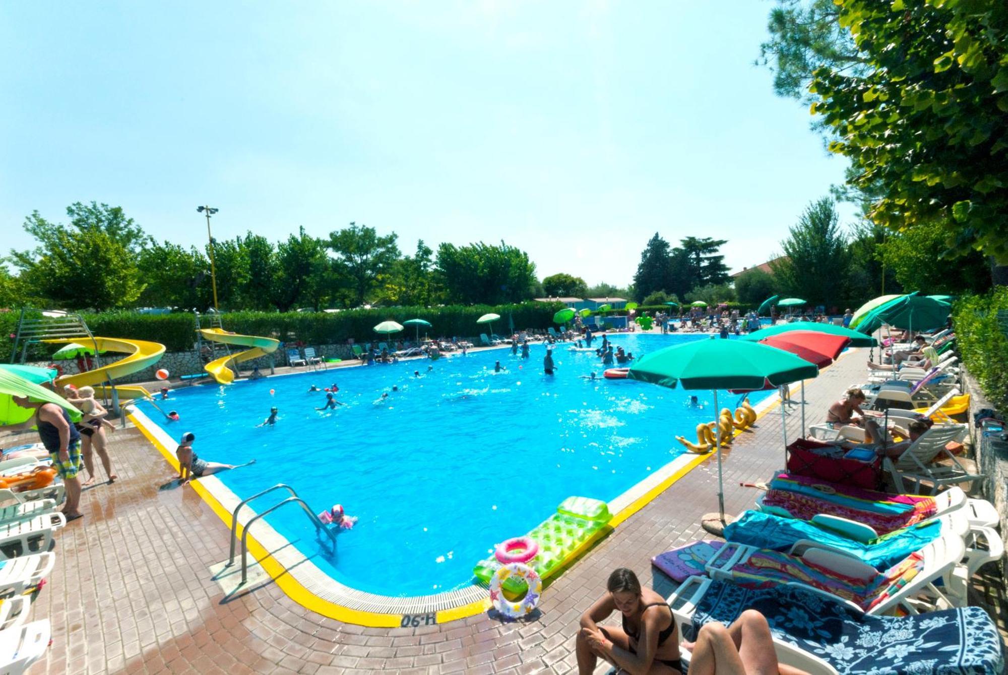 Camping Cisano - San Vito Bardolino Dış mekan fotoğraf