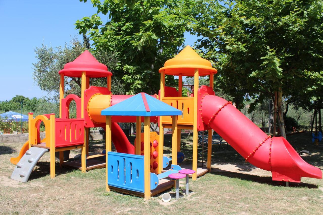Camping Cisano - San Vito Bardolino Dış mekan fotoğraf